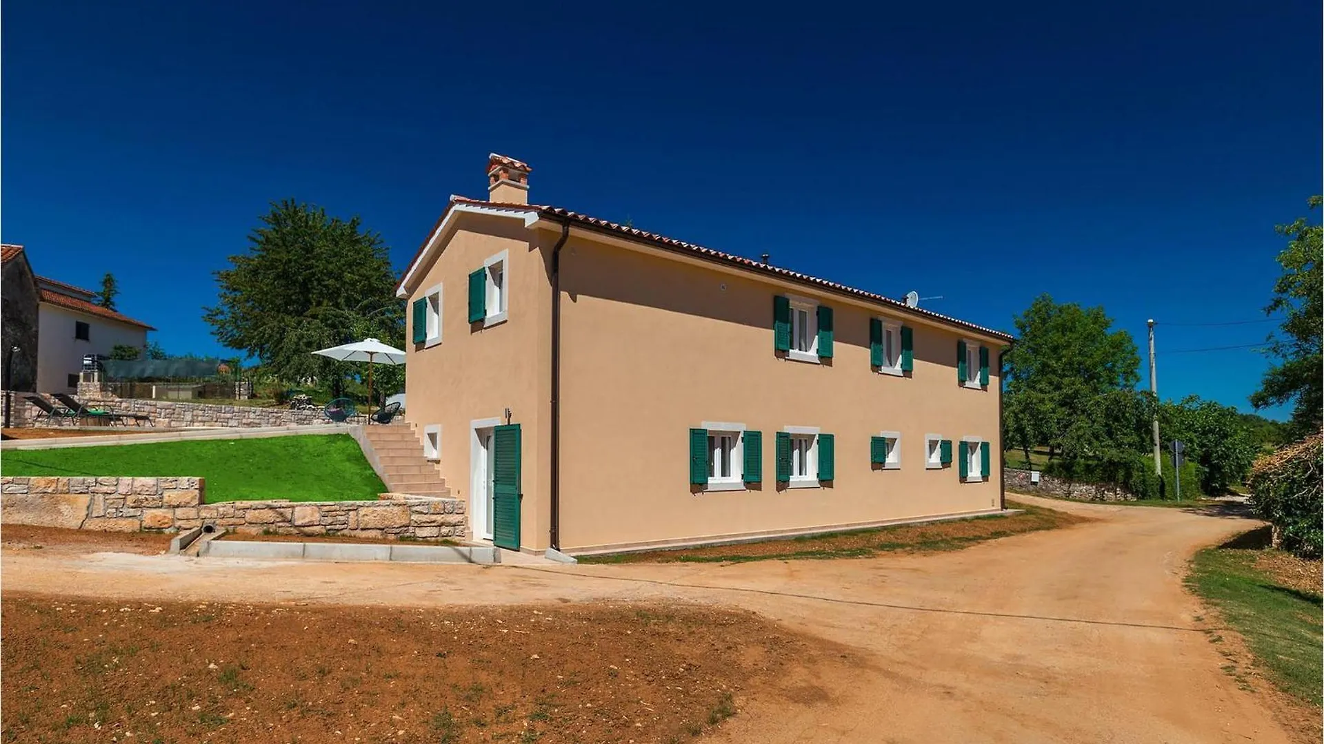 Holiday home Villa Mathilda Milotski Breg